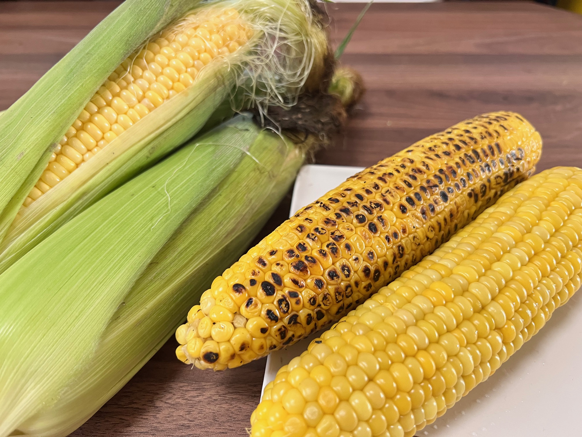 嶽きみ　焼きとゆで