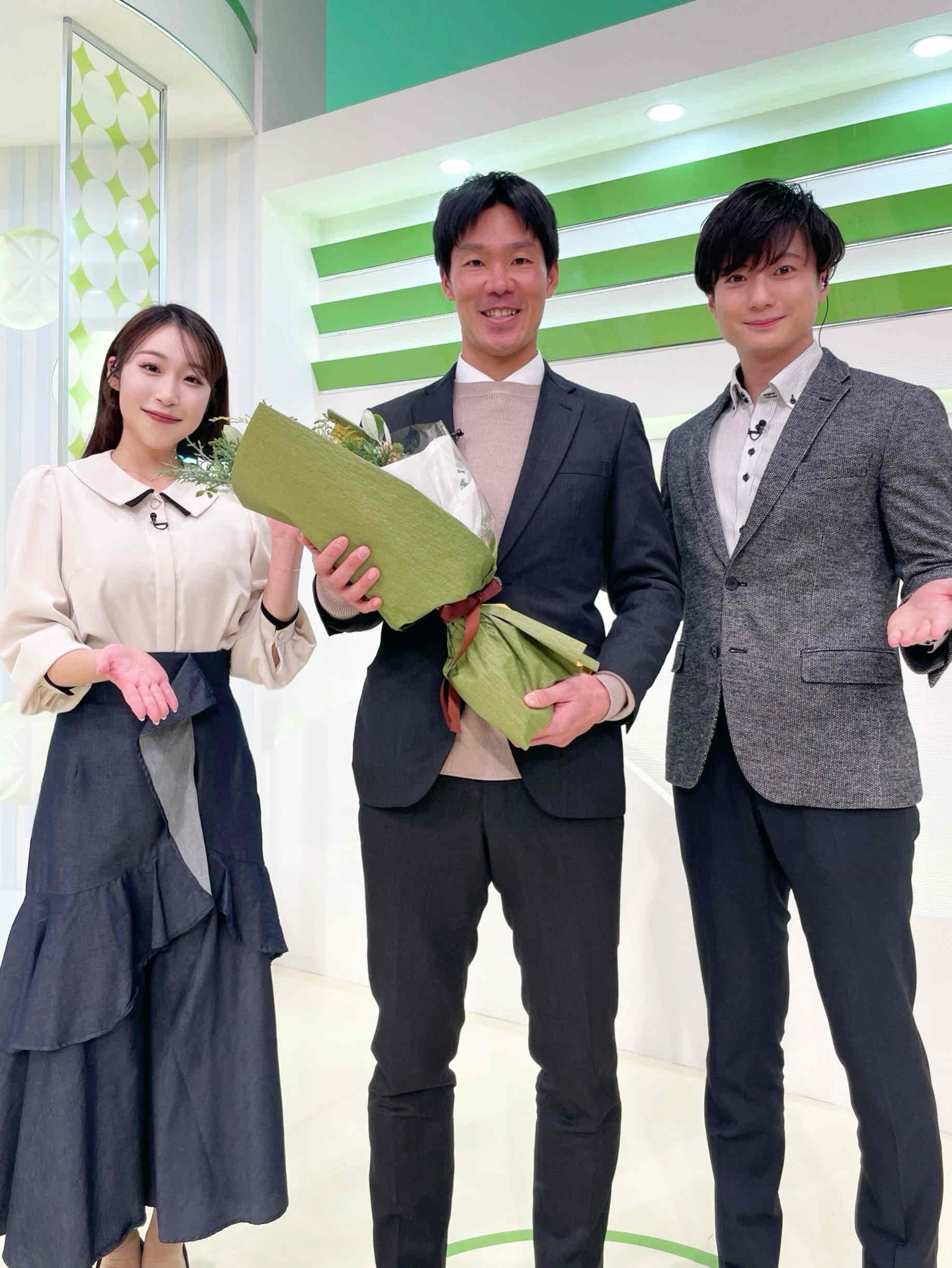 98CCF37A-FF07-4CF5-BBD2-17A718A8DE55